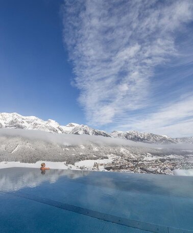 Infinity Pool Winter