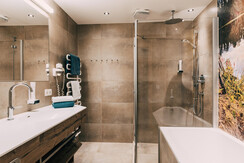 Familienzimmer Zirbe (1)