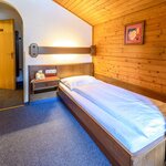 Photo of single room with shower, WC