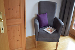 Kainreiterhof - App. Pleschnitzz. Lesesessel