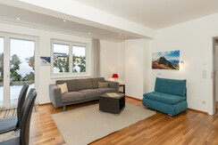 Top 4 Wohnlandschaft mit TV