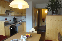 FEWO Himbeere Küche