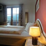 Pomiń zdjęcie triple room with shower, WC