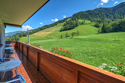 Balkon mit Blick auf die 
