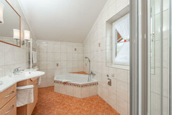 Pircher_App. C1_Badezimmer