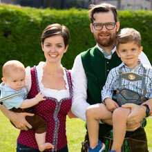 B9D41717-561B-4D99-B82F-0F344E11C6C8