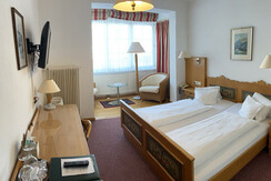 Room with loggia 07a