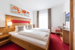 Doppelbettzimmer