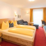 obrázek double room with shower, bathtub, WC