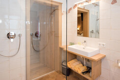 Badezimmer vom Doppelzimmer superior