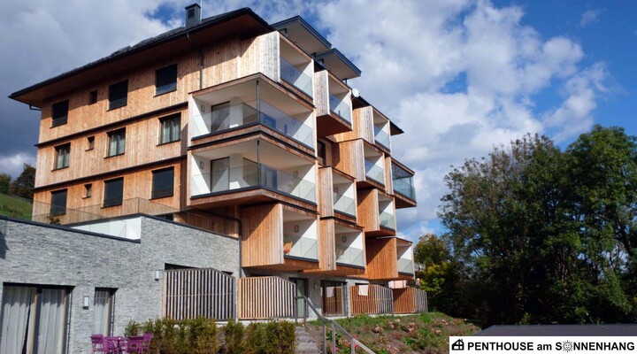 Penthouse_am_Sonnenhang_19_View_to_House_01