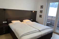 Luxus Penthouse direkt am Berg - Schlafzimmer