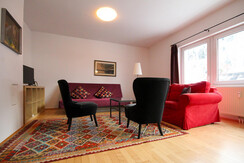 Top 2 Wohnraum mit Esstisch