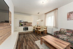 Top 5 - Spacious eat-in kitchen with sofa