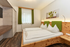 Top 5 - Bedroom with double bed and TV