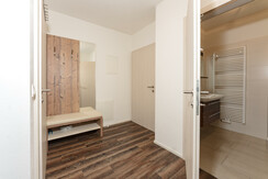 Top 5 - Anteroom and wardrobe