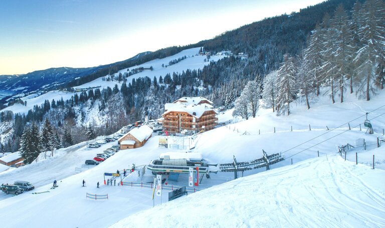 Hotel direkt an der Piste