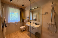 Bad für Zimmer 2 - Fichte