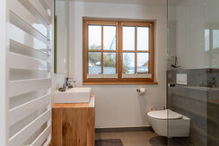 Bathrrom with Shower & WC