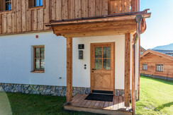 CHALET 2 entrance area