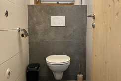 5c5d2f9f-ddf2-48e1-bcfa-0ec42c9414c6