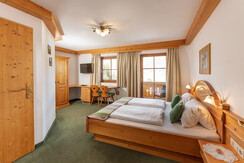 Doppelzimmer mit Balkon