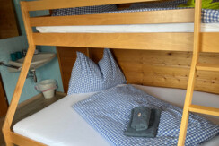 Stockbett von Familienzimmer Nummer 5