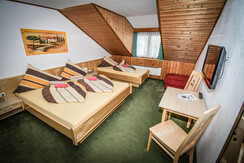 pension-schachner_Foto 06.06.25, 13 25 32-Dreibett