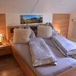 Photo of double room with shower, WC