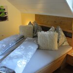 Photo of 4-bed room, bath, toilet