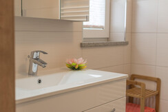 bathroom for the small bedroom