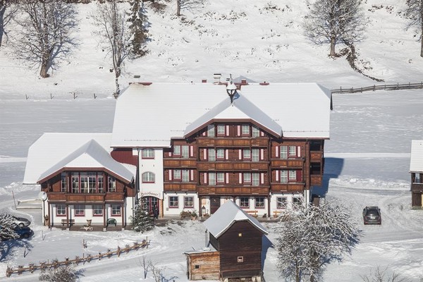 Peterbauer Vorne Winter