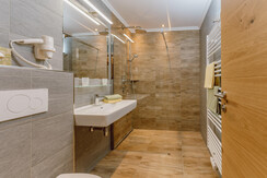 Badezimmer Appartement C