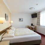 Photo of juniorsuite with shower, WC