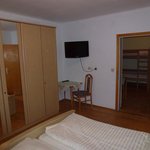 Photo of family room with shower, WC