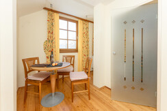 Dining area in the Lärche 1 apartment