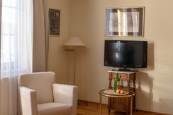 Larch double room with TV