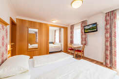 Reisslerhof_Vierbettzimmer_18