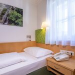 Foto van éénpersoonskamer douche, WC