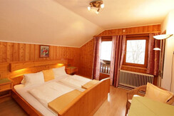 Appartment Sinabell Schlafzimmer mit Balkon