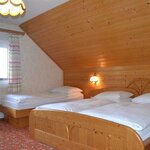 obrázek Triple room, shower, toilet