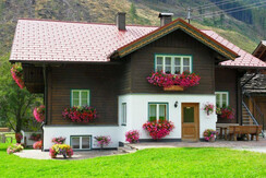 Sattlehnerhof Sommer Hausfoto