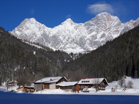 Blick auf das Dachsteinmassiv