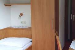 076d31da-c0bc-4fbc-922a-02a666f93e22