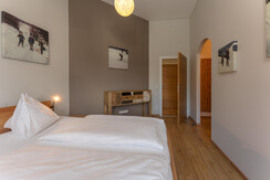 Schlafzimmer 2 mit Doppelbett