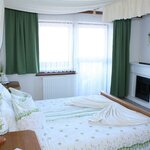 obrázek family room with shower, WC