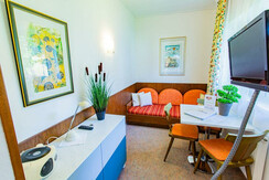 63a5adfbe50a8fe30812219006555b41