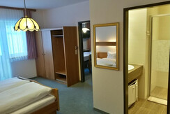 App. Nr. 5, Ruhiges, geräumiges Schlafzimmer