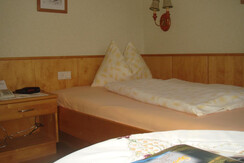 Einzelzimmer 3