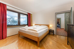 Schlafzimmer Nr. 1 mit Doppelbett